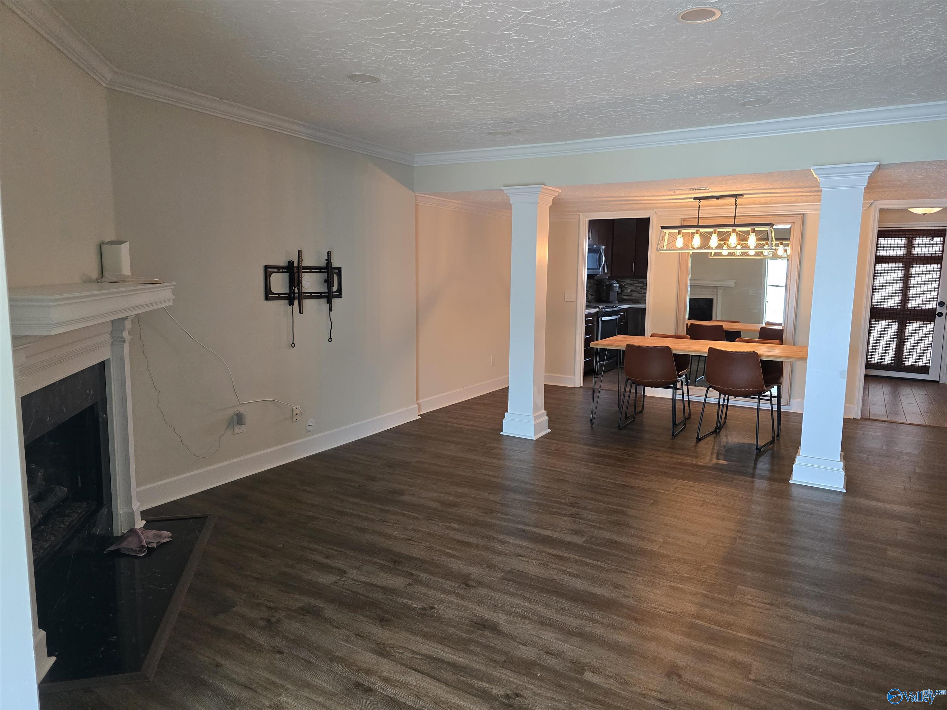 413 Lakepoint Drive, Gadsden, Alabama image 5