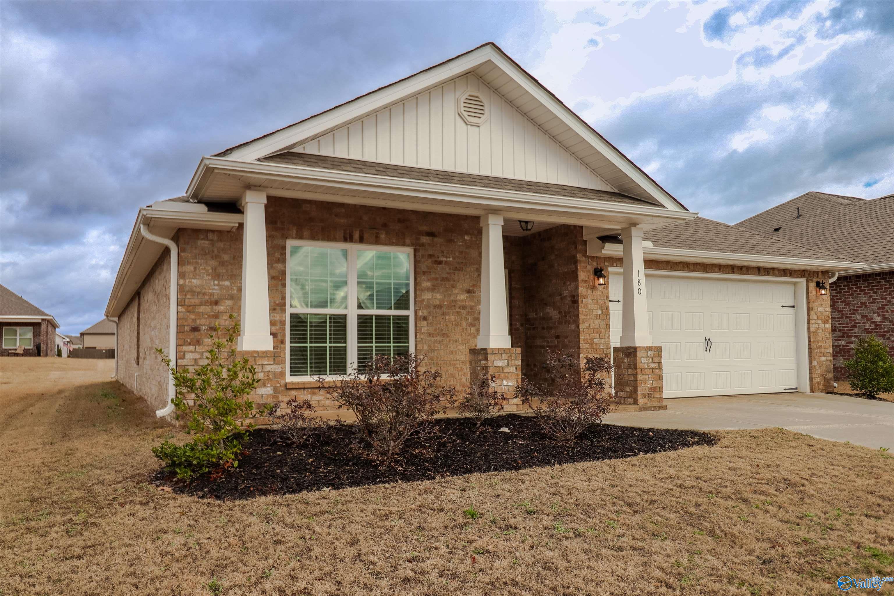 180 Williams Pointe Boulevard, Huntsville, Alabama image 2