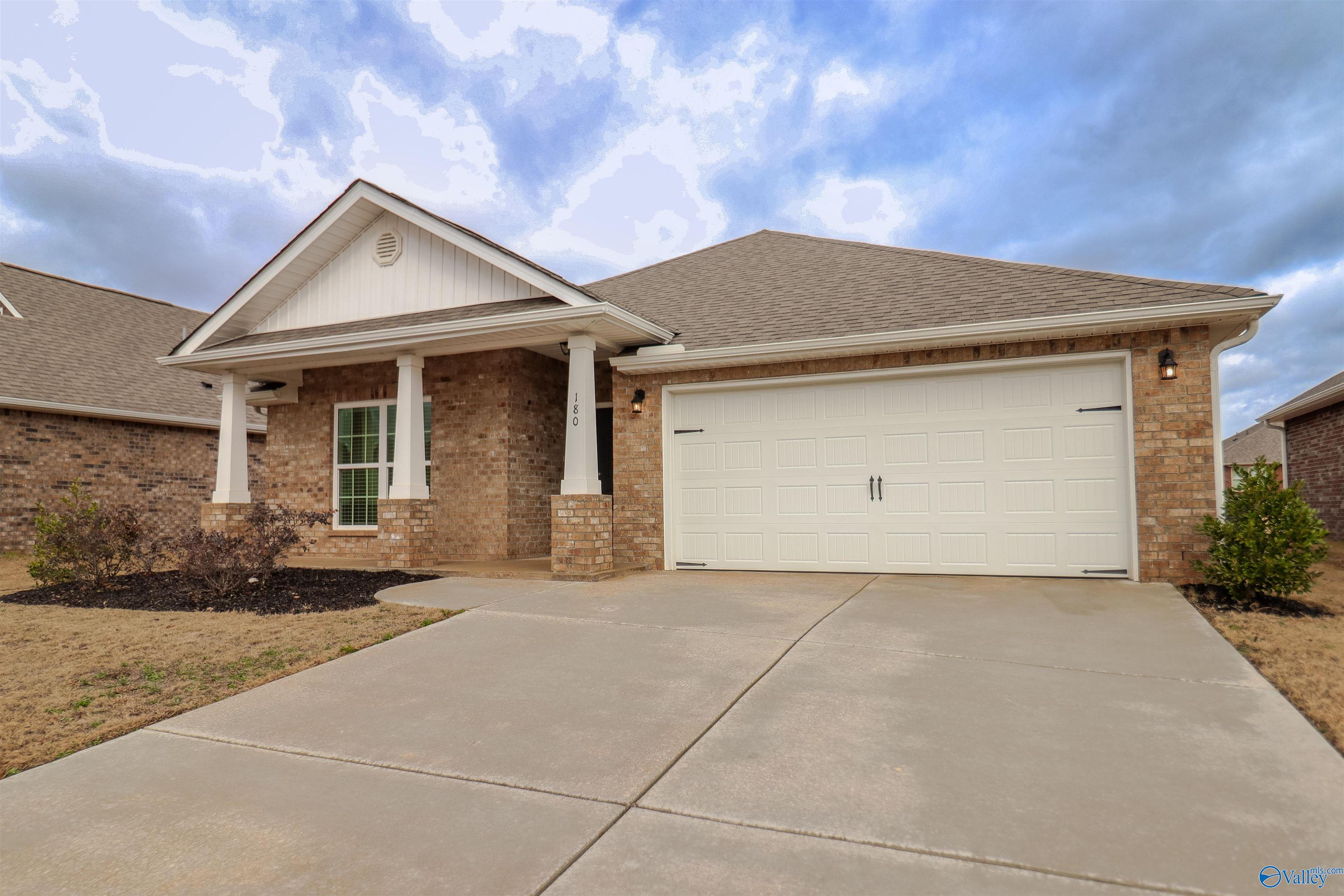 180 Williams Pointe Boulevard, Huntsville, Alabama image 3