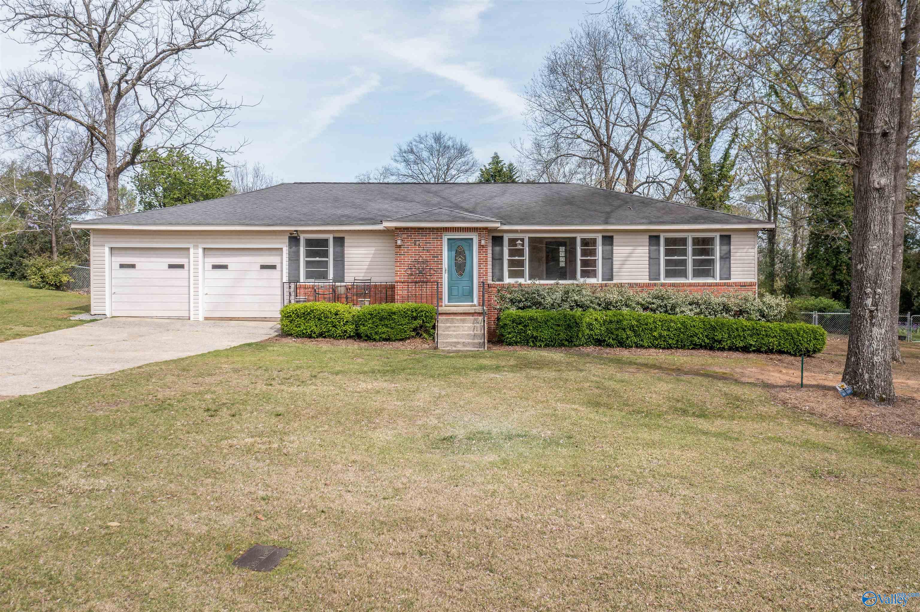2516 Skyway Street, Gadsden, Alabama image 1