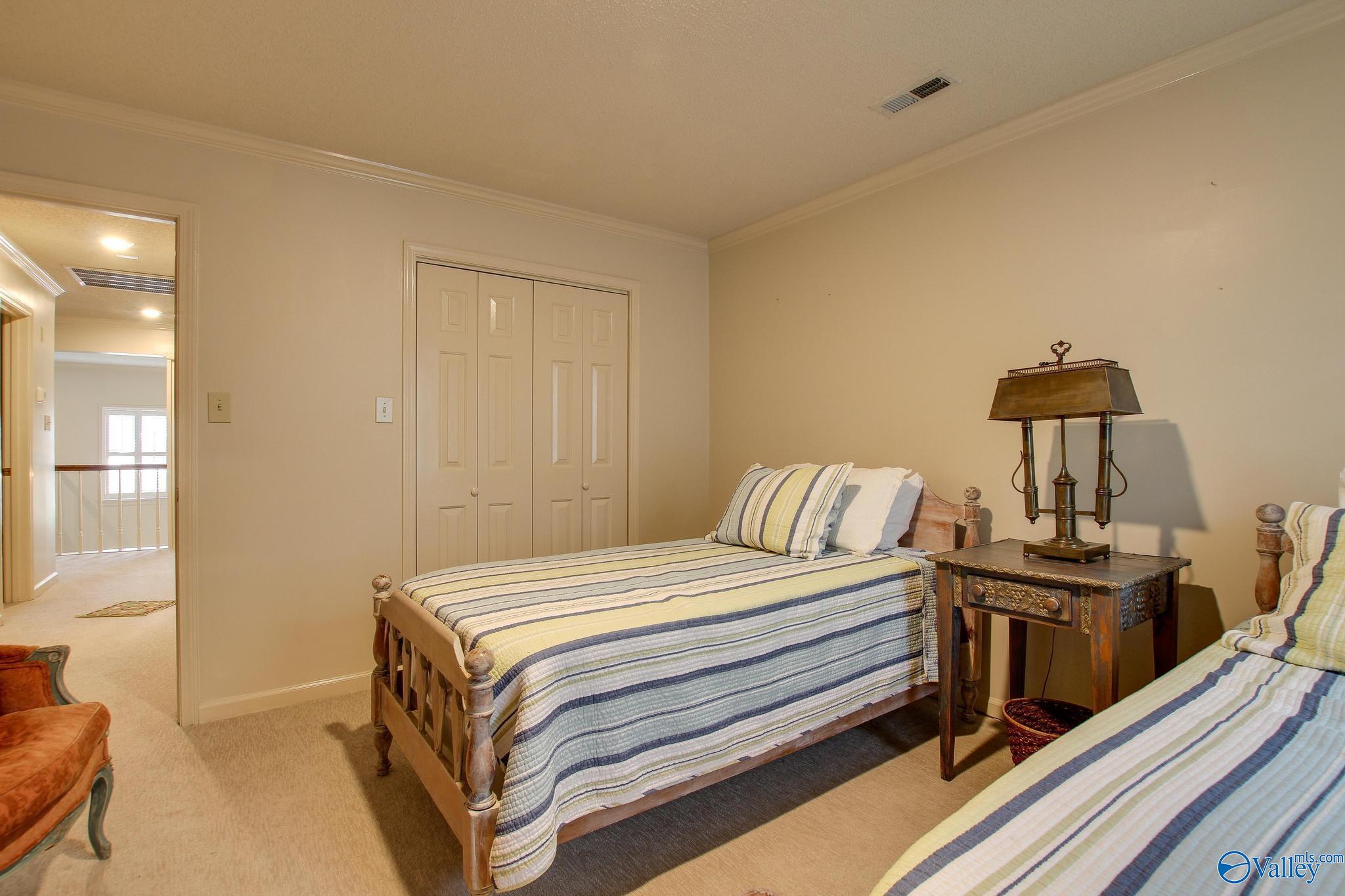 1625 River Bend Place, Decatur, Alabama image 29