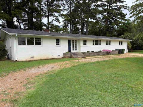 Homes For Rent - 8009 Whitesburg Drive<br/> Huntsville, AL 35802