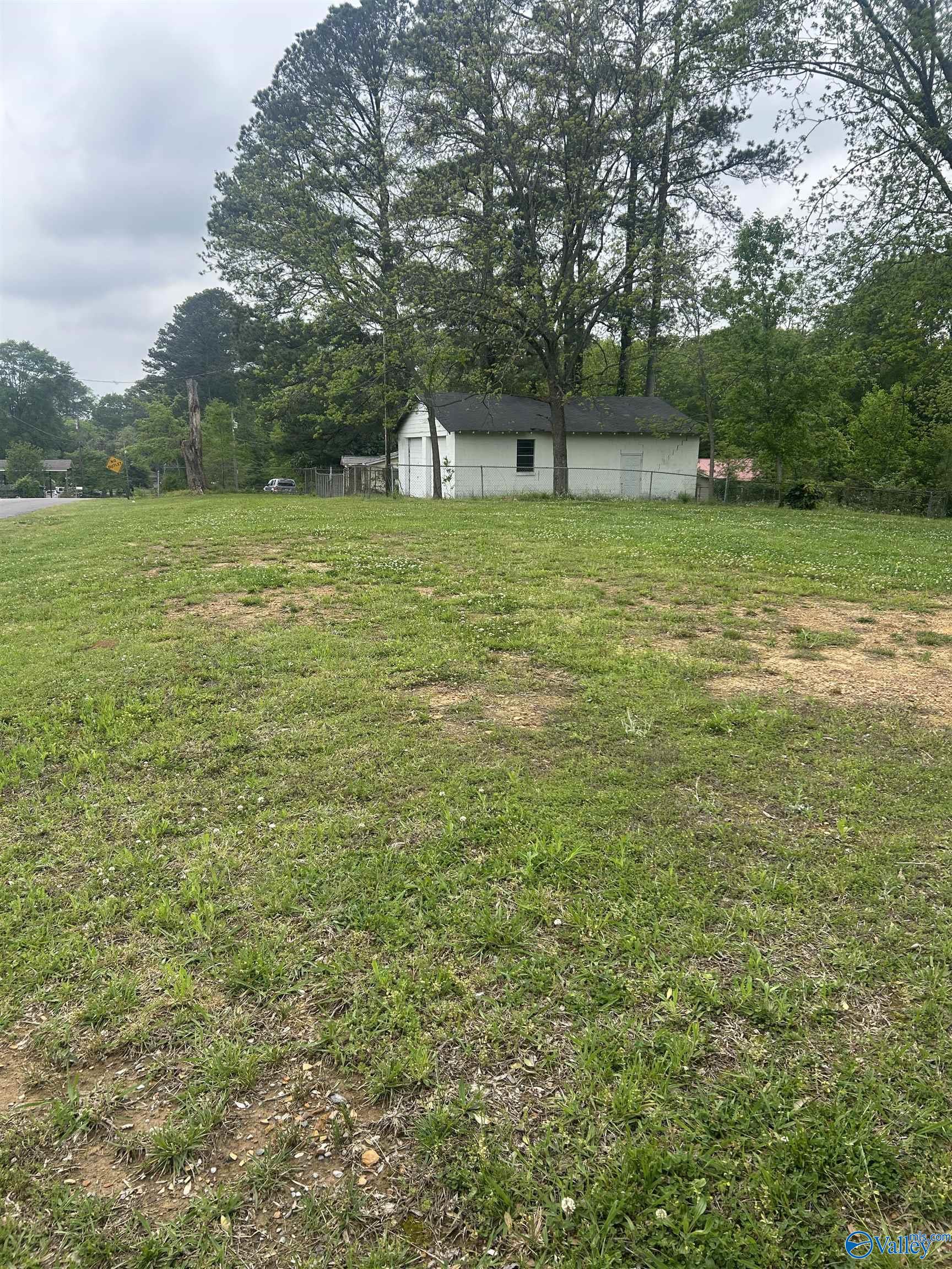 12 Faulkner Circle, Albertville, Alabama image 3