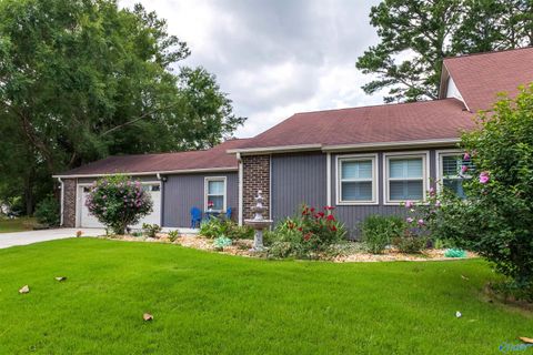 Condo For Sale - 301 Autumn Lane<br/> Madison, AL 35758