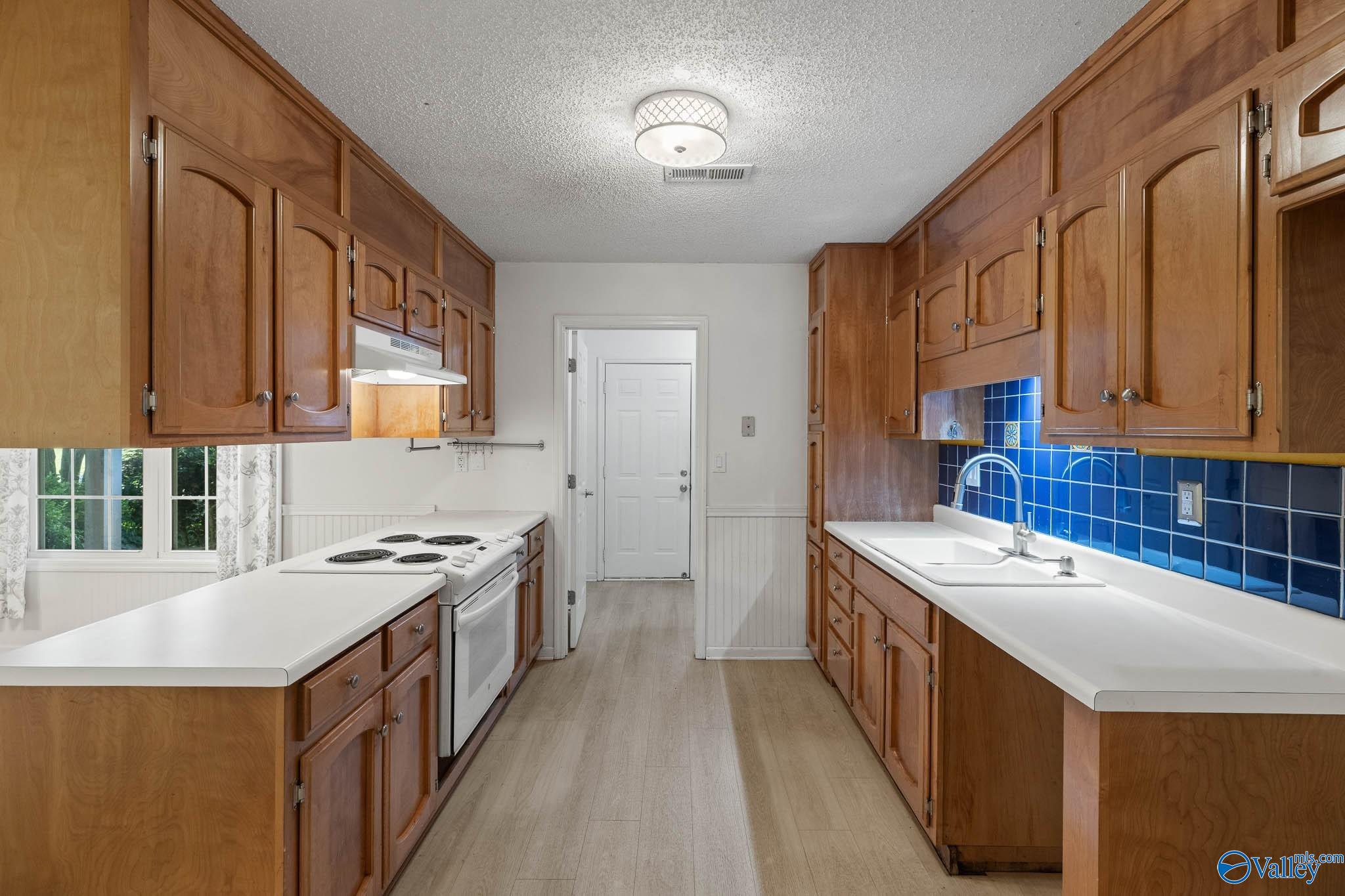 104 Sleepy Hollow Lane