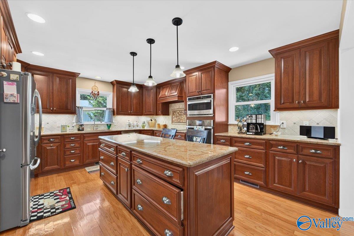 2604 Fanelle Circle