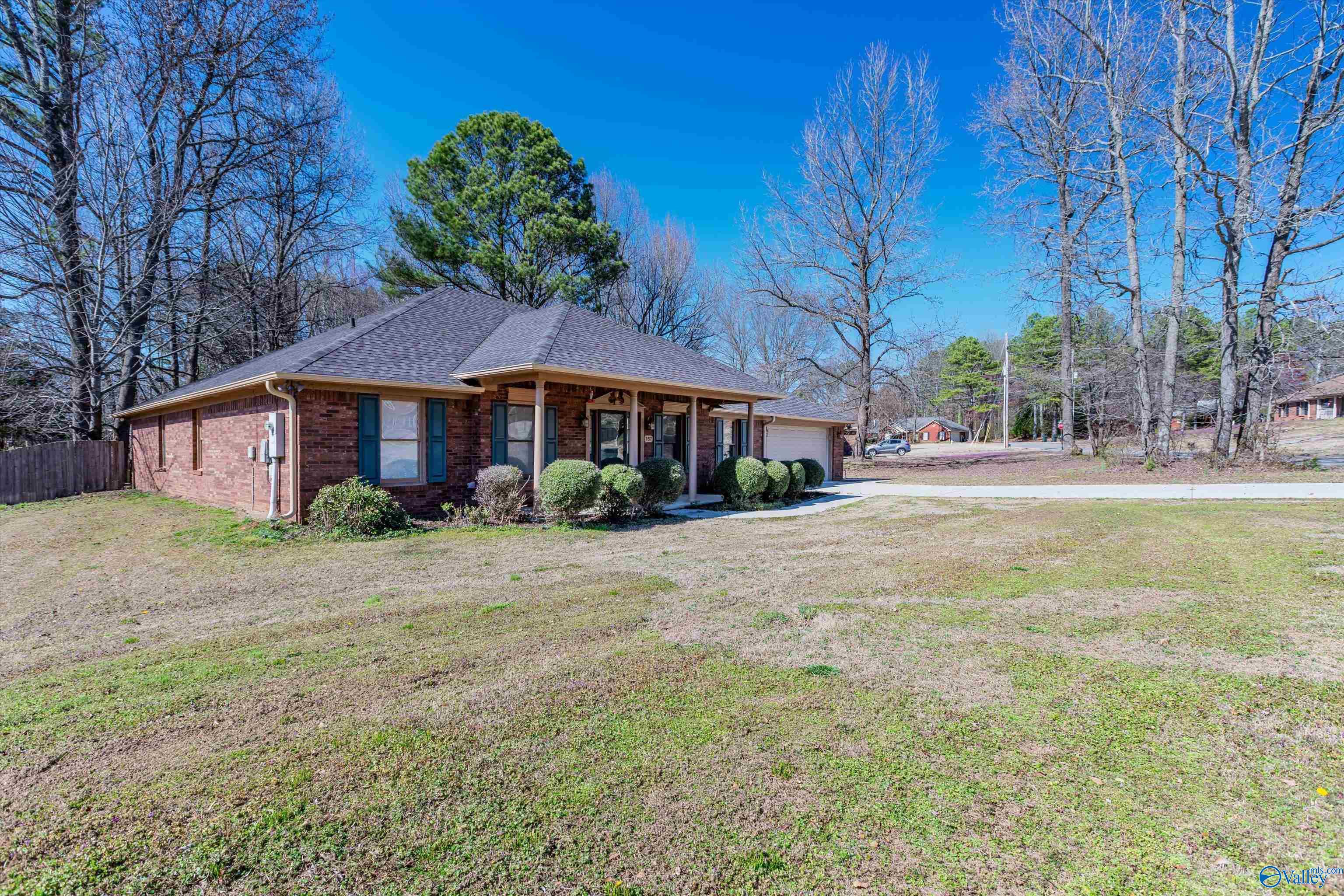 157 Rosecliff Drive, Harvest, Alabama image 2