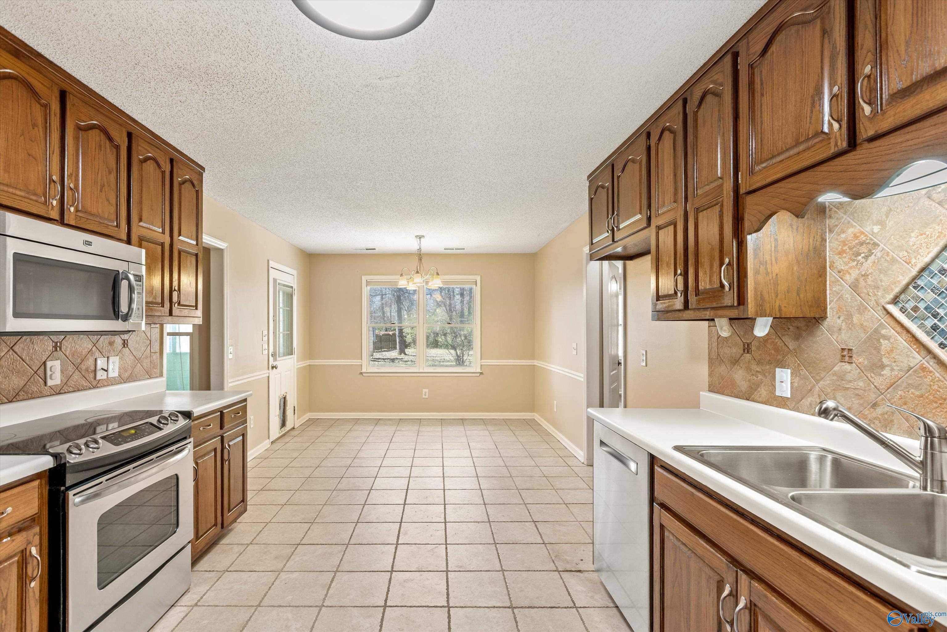 157 Rosecliff Drive, Harvest, Alabama image 12