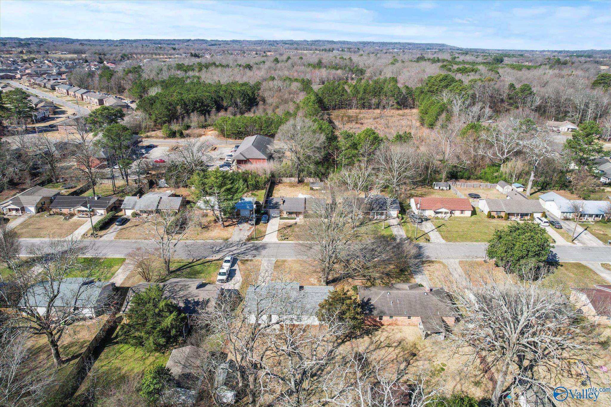 1614 Saginaw Lane, Decatur, Alabama image 32