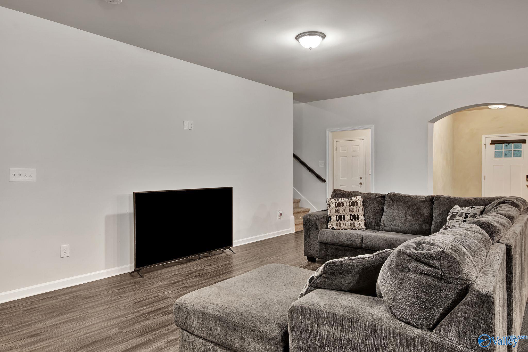 283 Shubert Drive, Hazel Green, Alabama image 17