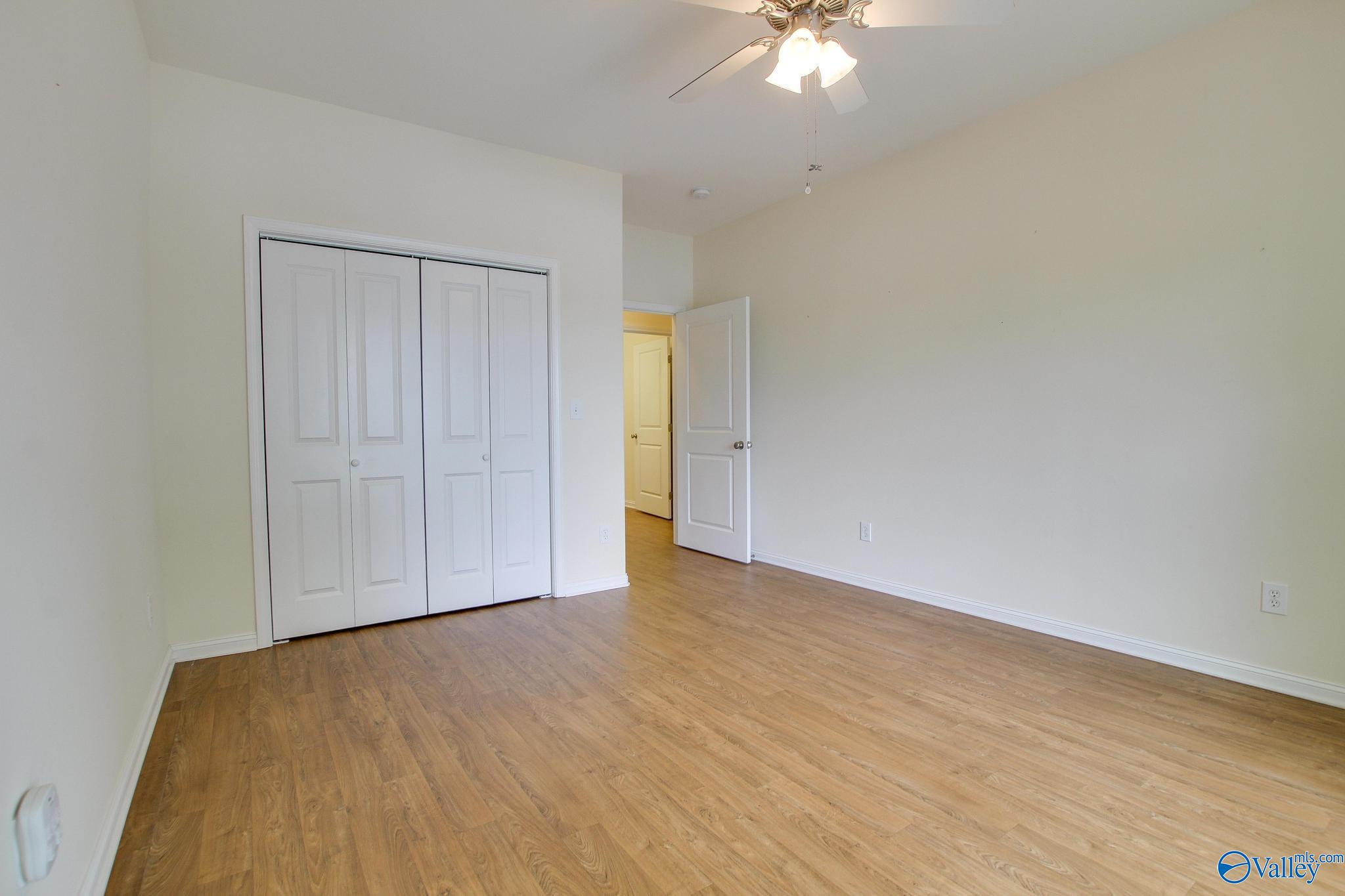 7995 Blue Springs Drive, Athens, Alabama image 23