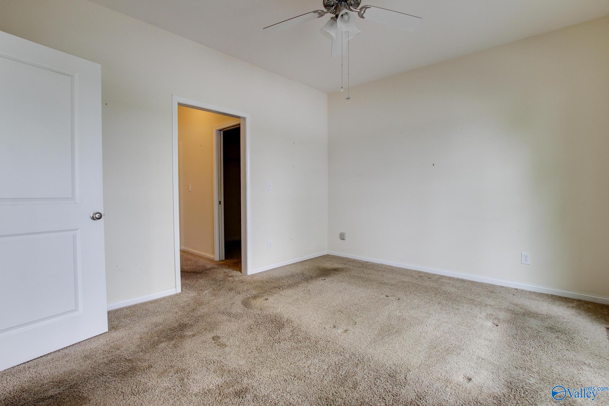 7995 Blue Springs Drive, Athens, Alabama image 16