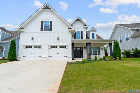 Homes For Rent - 6605 Waxwood Drive<br/> Madison, AL 35757