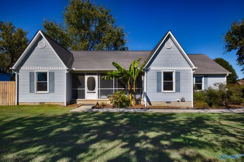 Photo of 26869 Pepper Road, Athens, AL 35613 (MLS # 21902240)