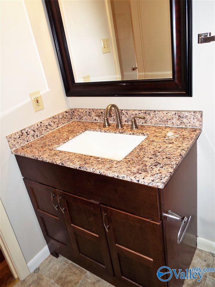 Huntsville, Alabama 35803, United States, 4 Bedrooms Bedrooms, ,2 BathroomsBathrooms,Residential,Active,213464