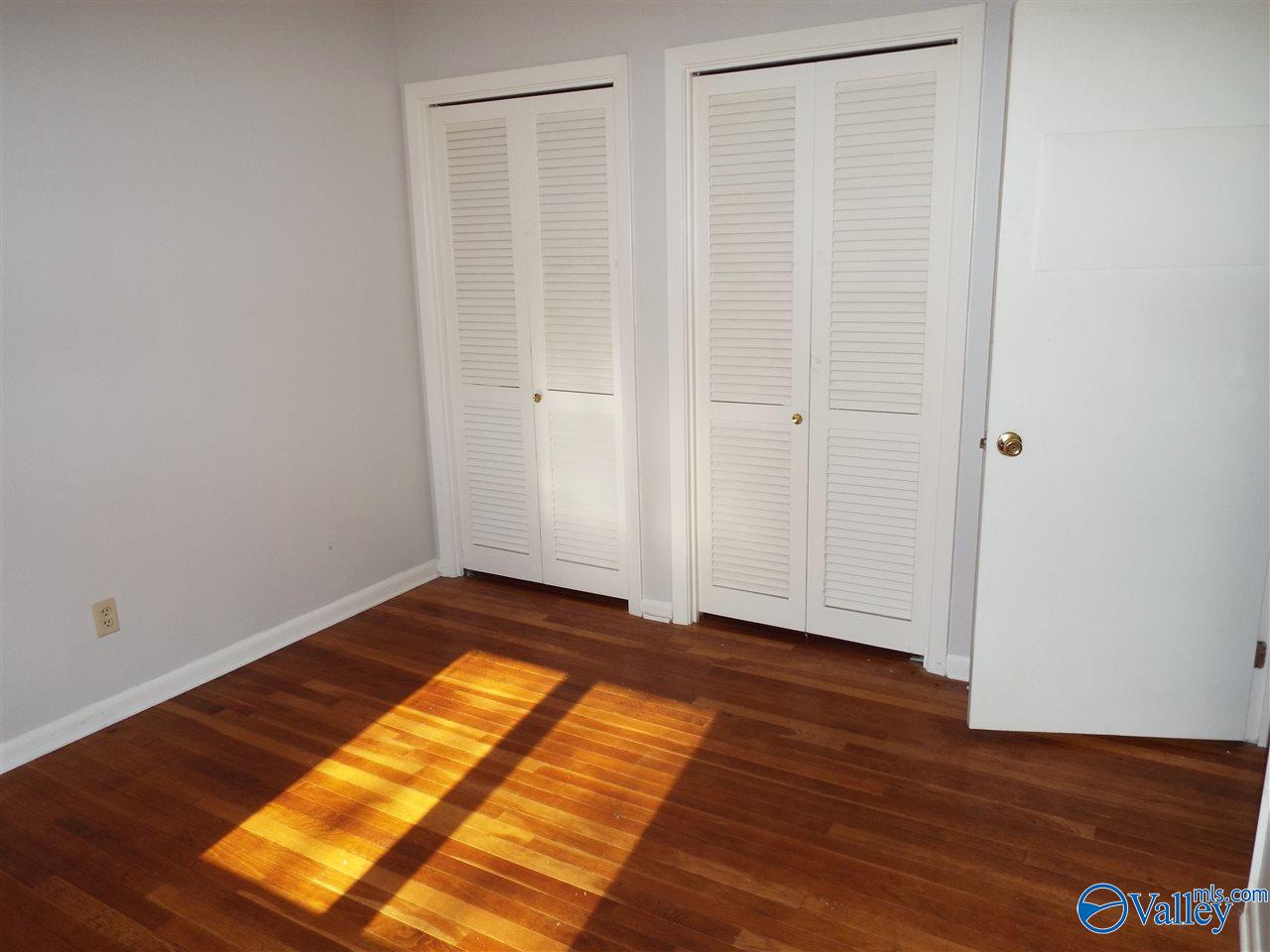 Huntsville, Alabama 35803, United States, 4 Bedrooms Bedrooms, ,2 BathroomsBathrooms,Residential,Active,213464