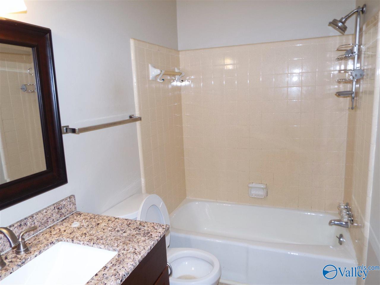 Huntsville, Alabama 35803, United States, 4 Bedrooms Bedrooms, ,2 BathroomsBathrooms,Residential,Active,213464