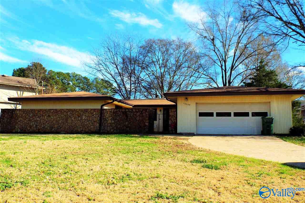Huntsville, Alabama 35803, United States, 4 Bedrooms Bedrooms, ,2 BathroomsBathrooms,Residential,Active,213464