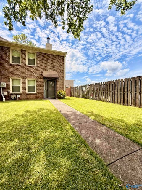 Townhouse For Sale - 11571 Jade Lane<br/> Madison County, Huntsville, AL 35803