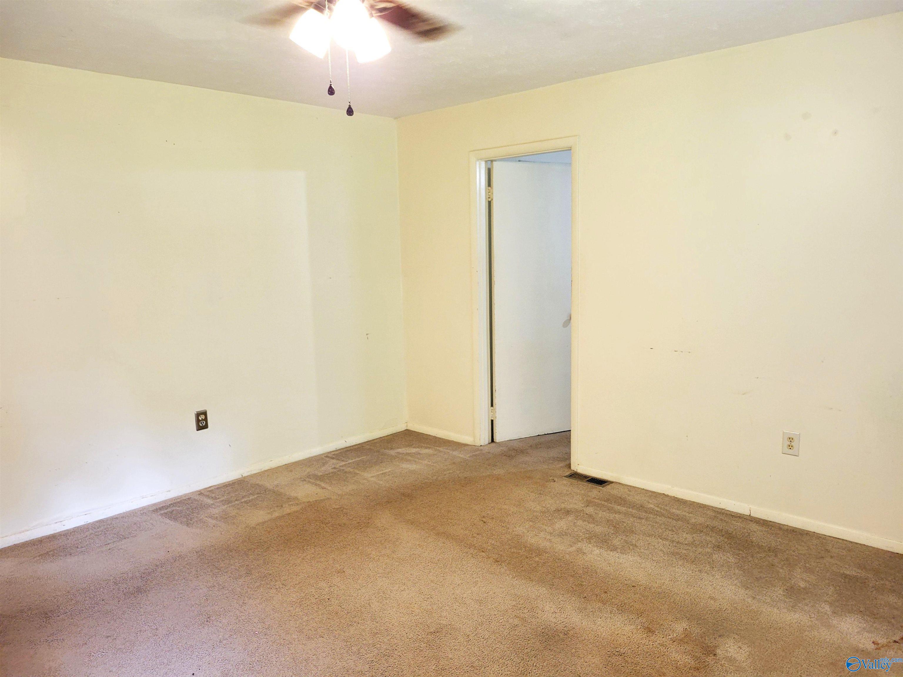 2015 Colony Road