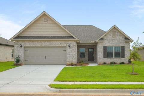 Photo of 115 Huffman Street, Hazel Green, AL 35758 (MLS # 21911562)