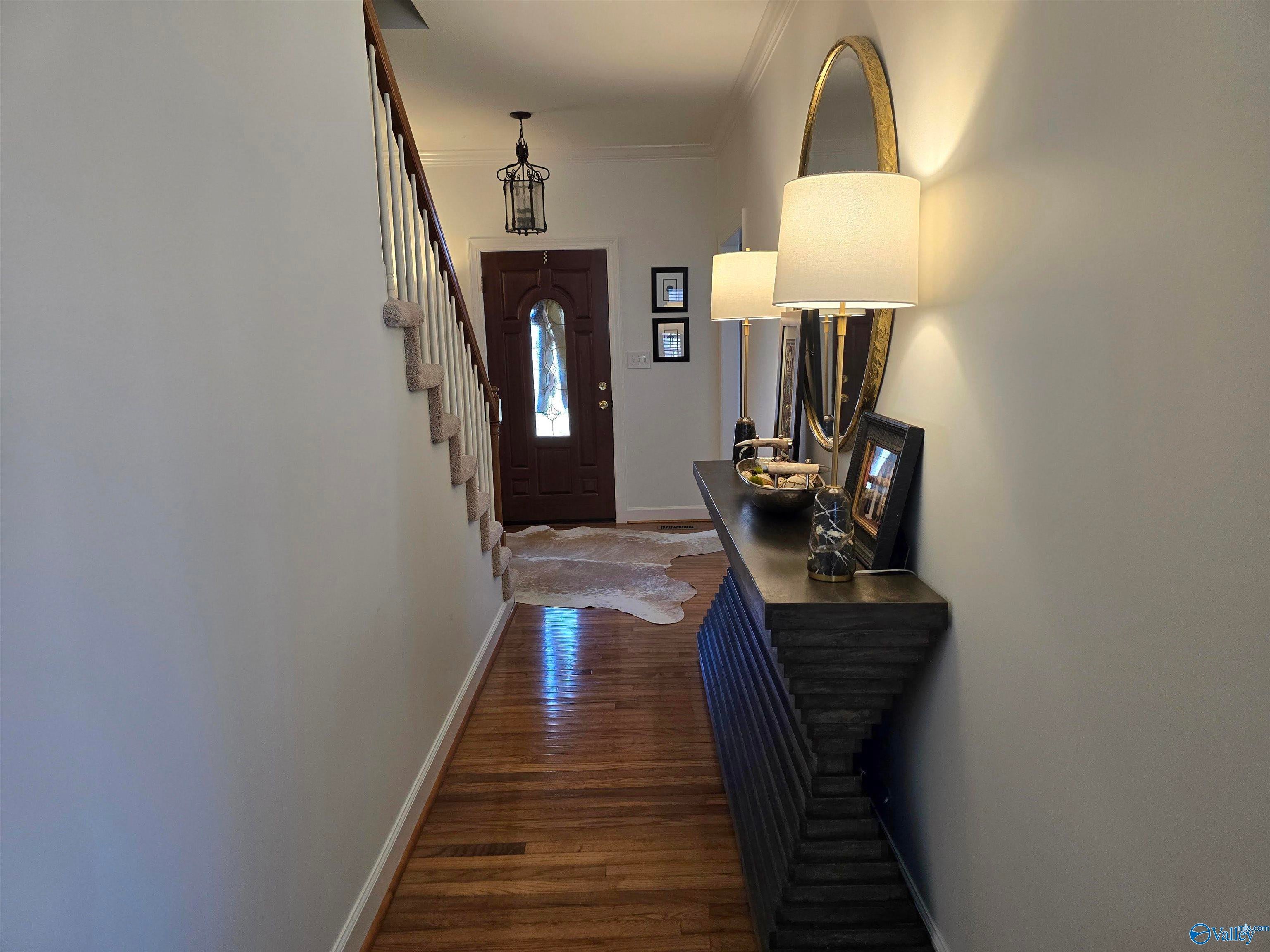 312 Lakepoint Drive