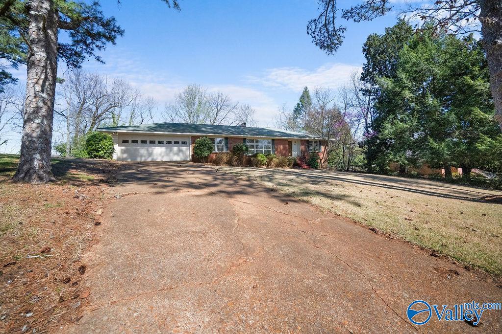 2424 Scenic Drive, Gadsden, Alabama image 2