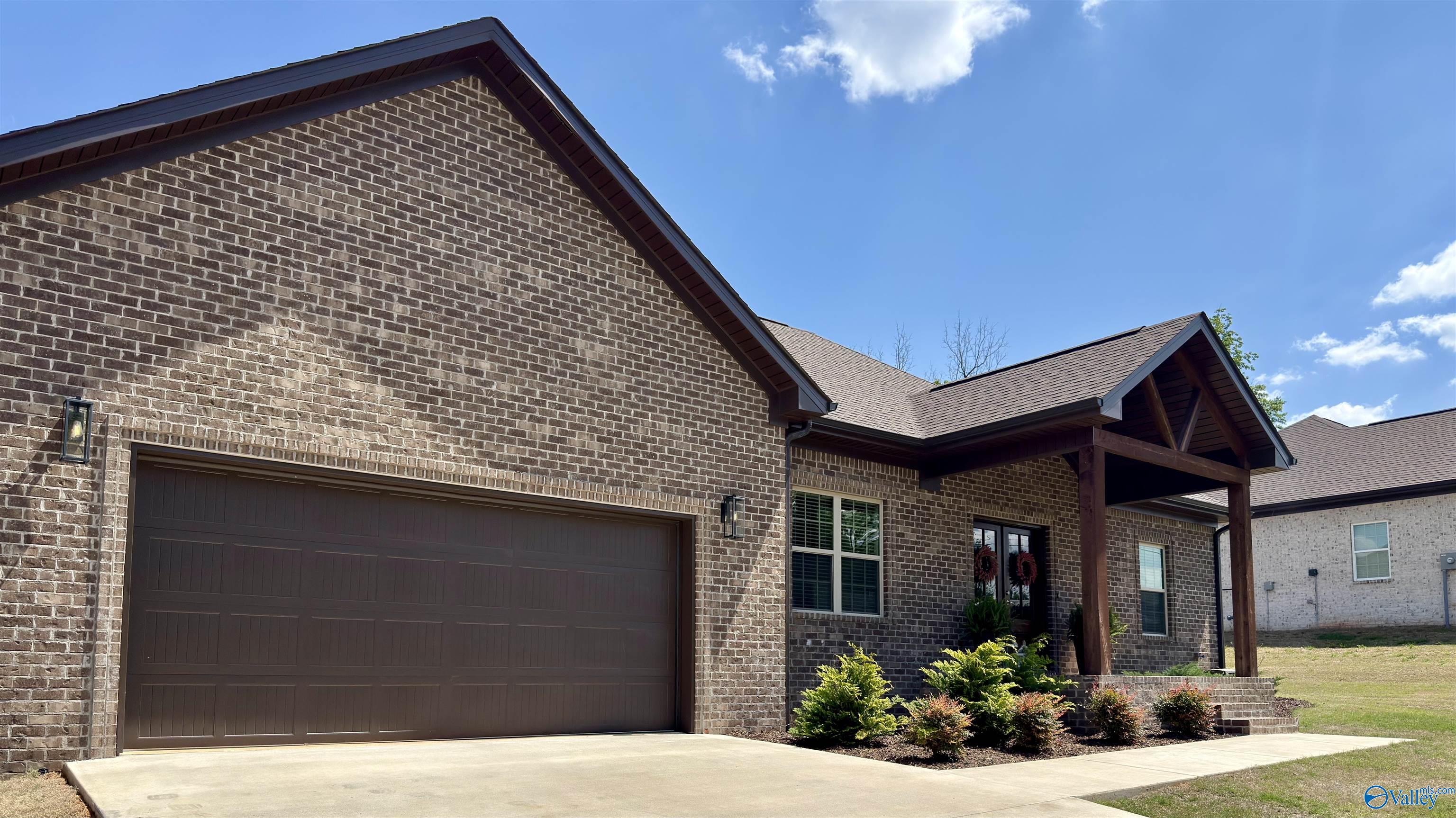 1103 Glendora Avenue