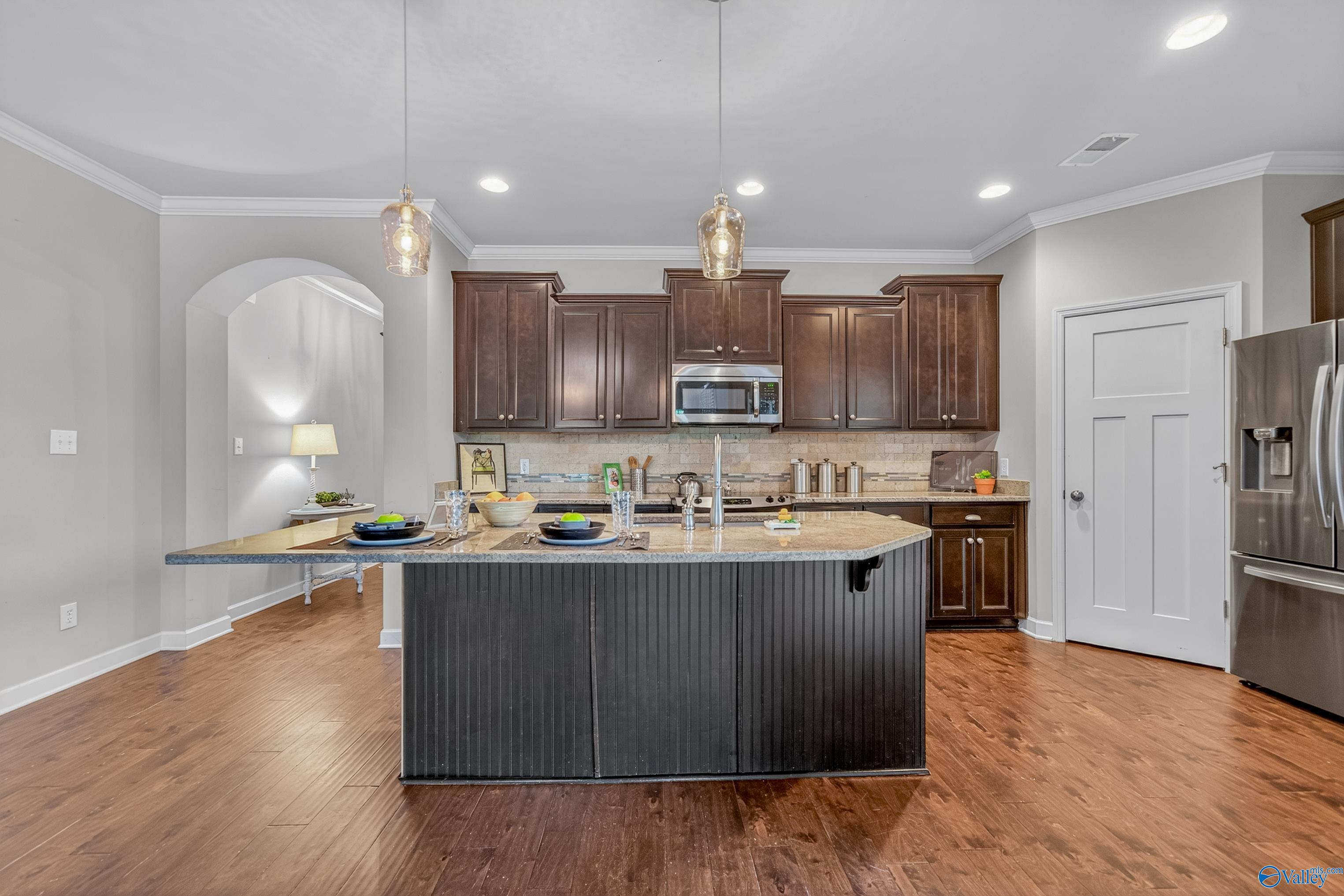 3015 Mallard Point Drive