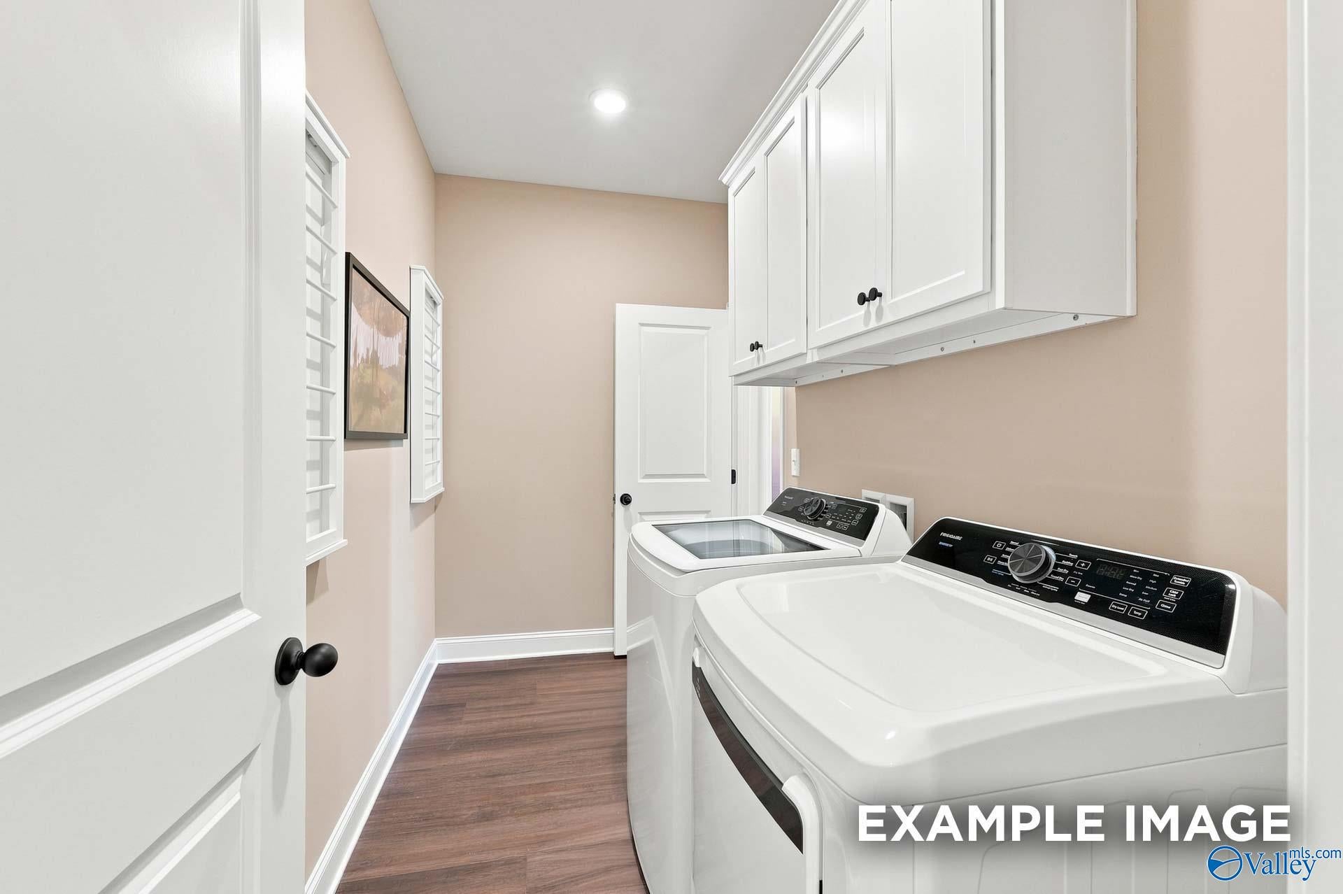 3101 Lisa Lane SE