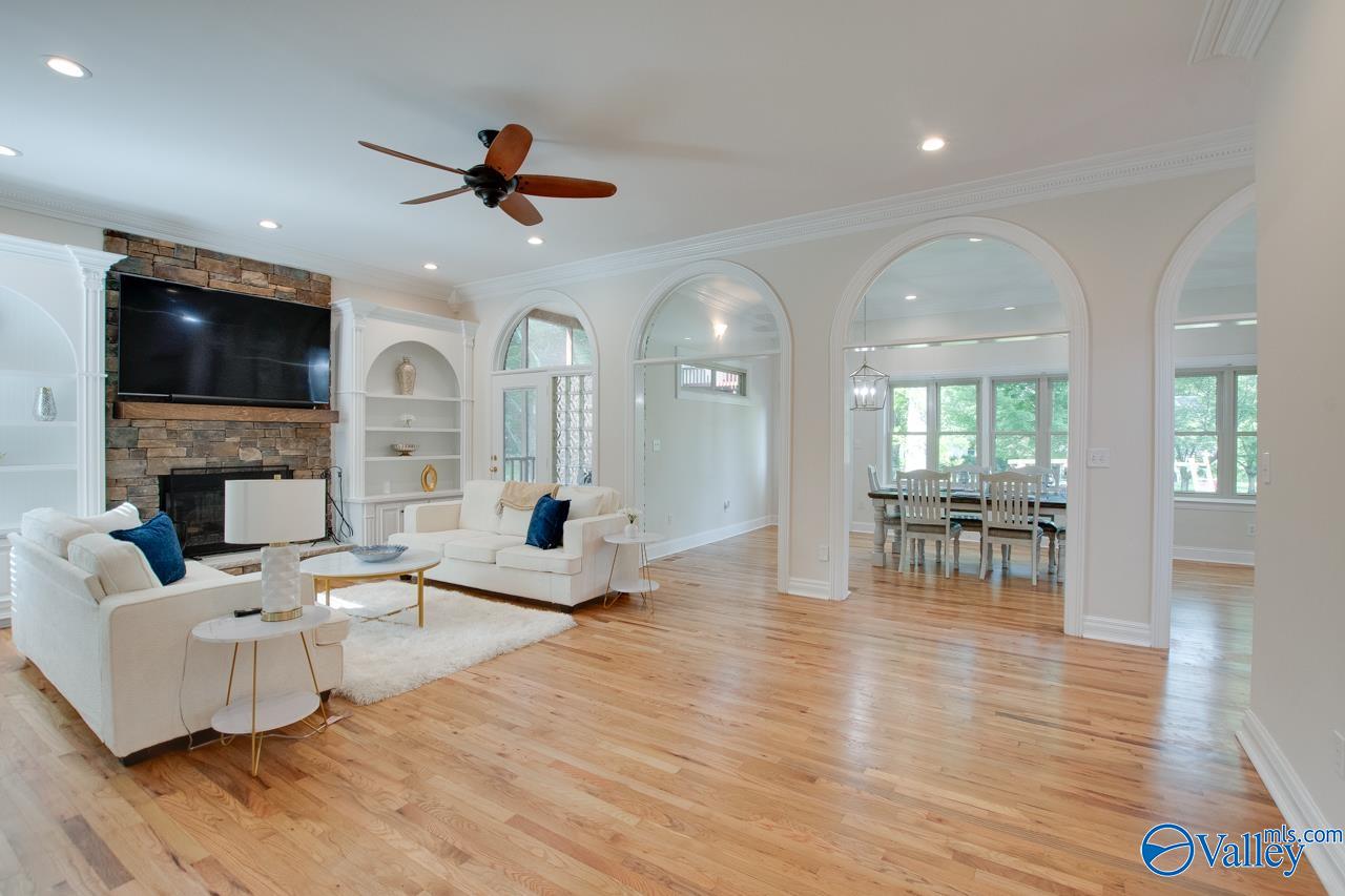 2726 Treyburne Lane, Owens Cross Roads, Alabama image 10