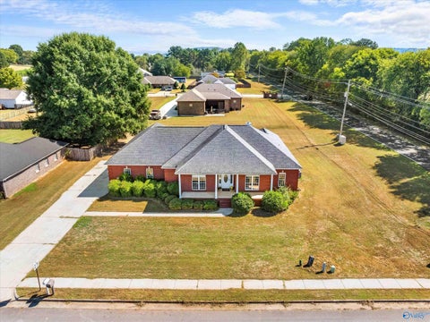 Homes For Sale - 101 Stetson Drive<br/> Harvest, AL 35749
