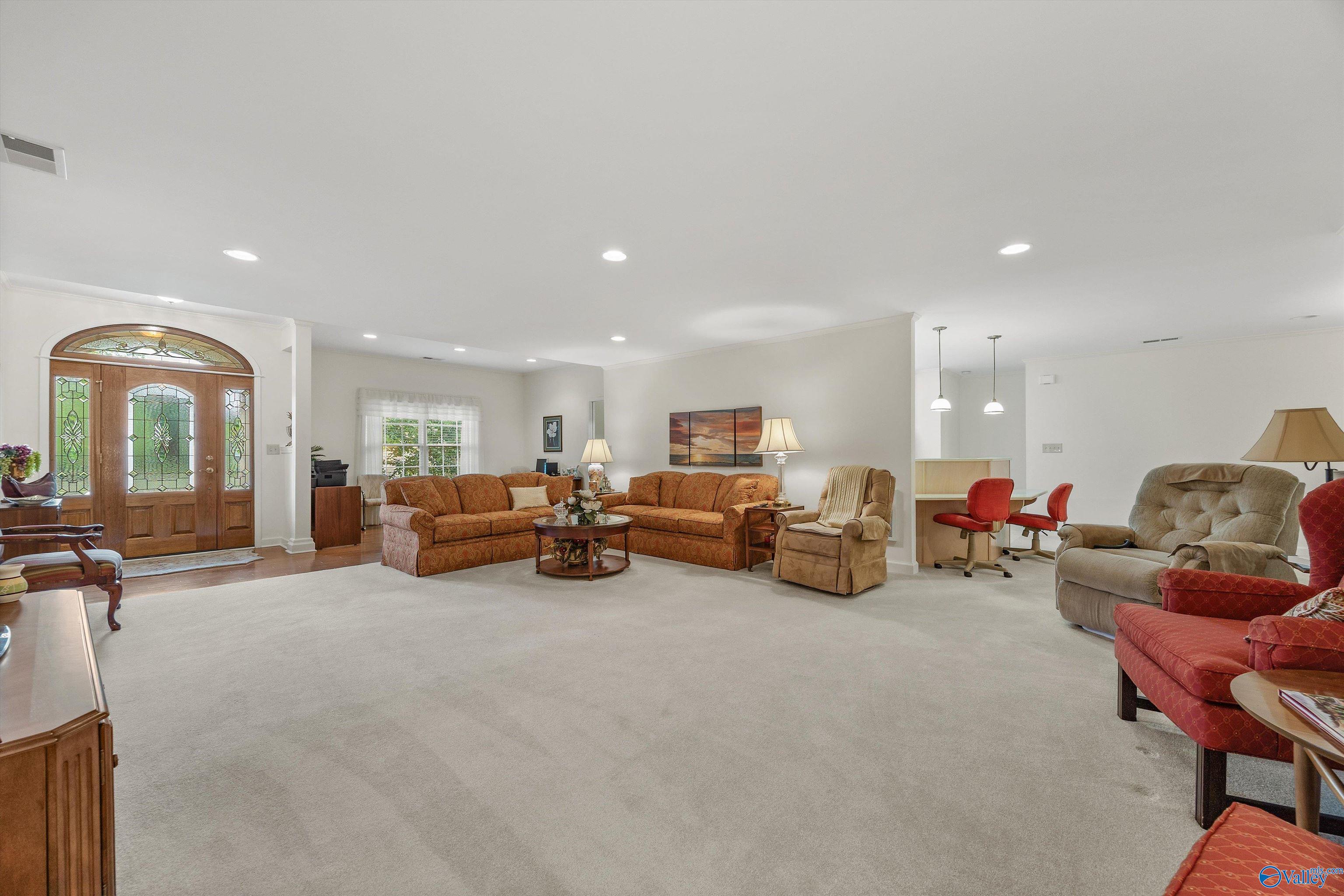 327 Northlake Drive, Meridianville, Alabama image 5