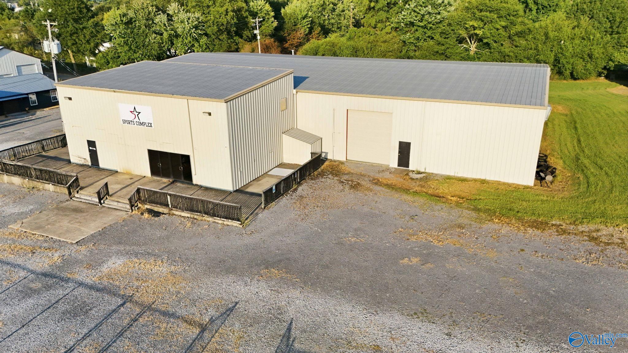 100 Carroll St, Albertville, AL 35950
