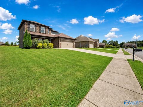Homes For Sale - 107 Angela Ridge Way<br/> Madison County, New Hope, AL 35760