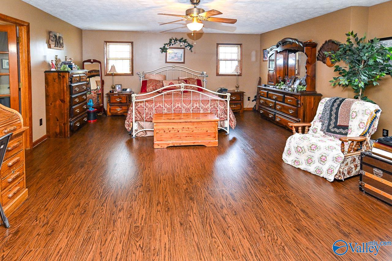 805 County Road 1459, Vinemont, Alabama image 24