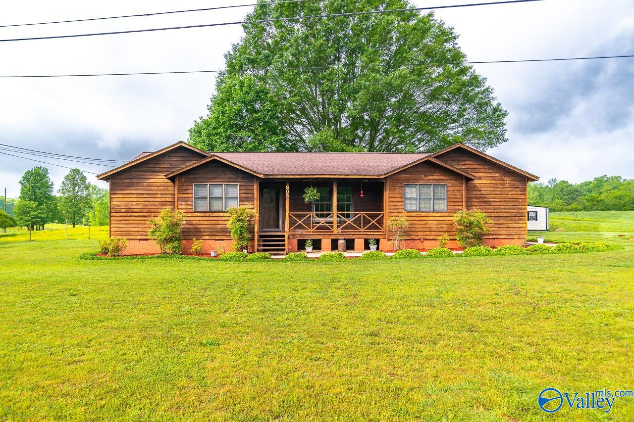 805 County Road 1459