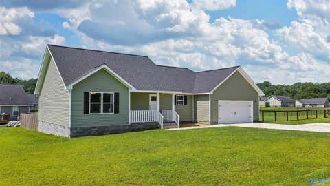 Homes For Sale - 239 Ky Creed Lane<br/> Rainsville, AL 35986