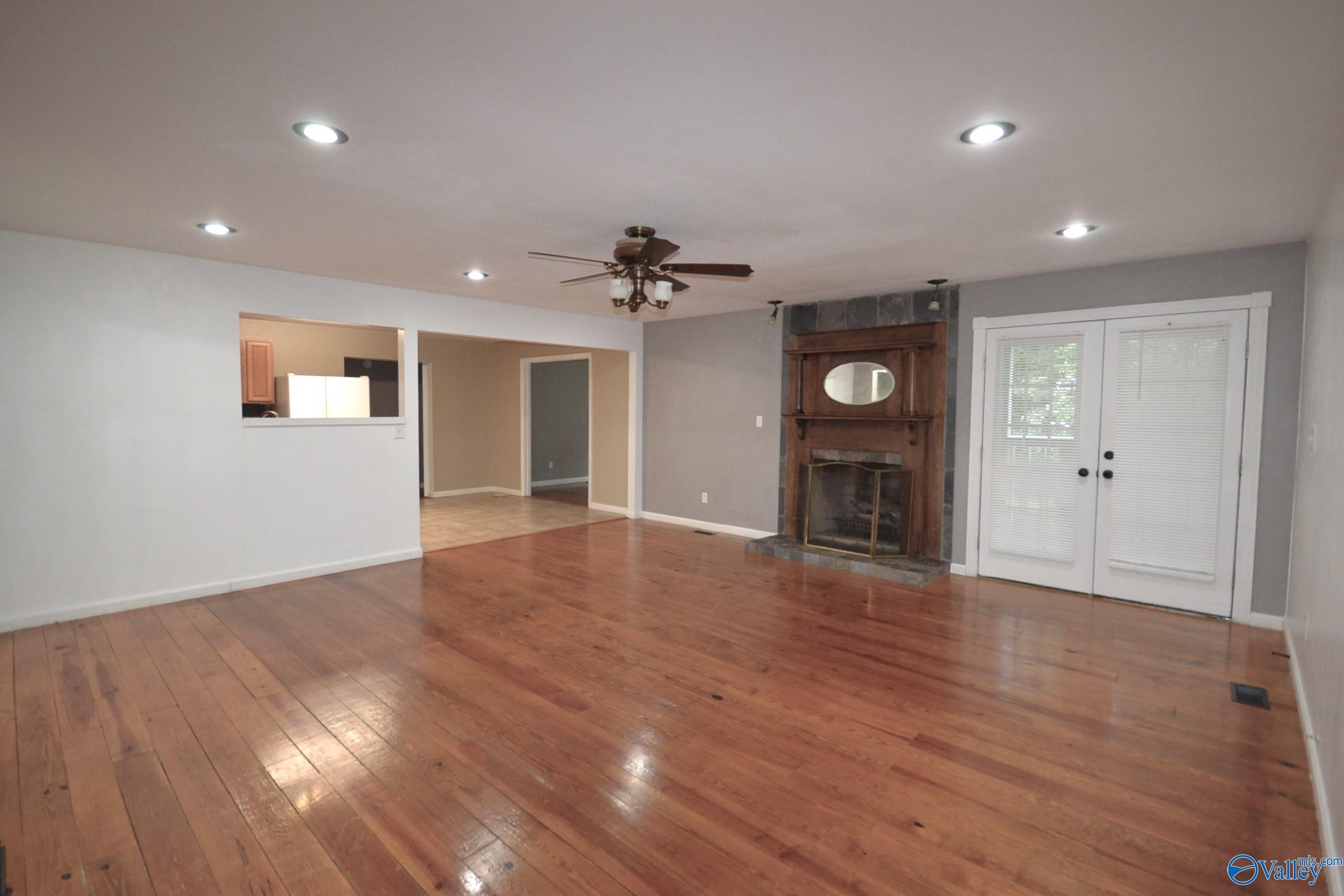 1321 County Road 1352