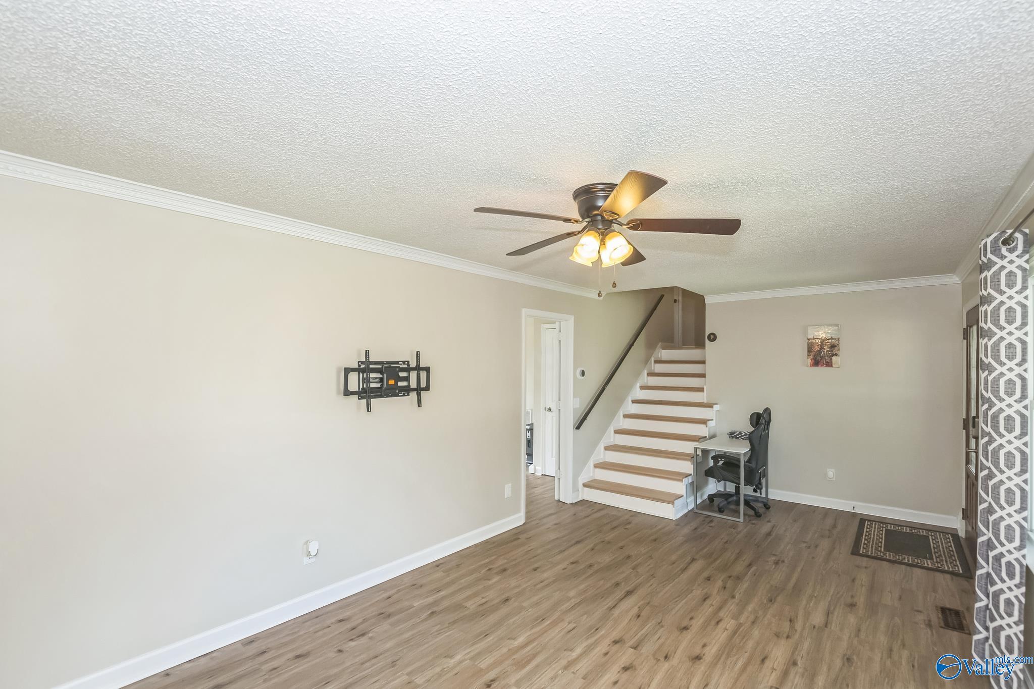 101 Arrowhead Trail