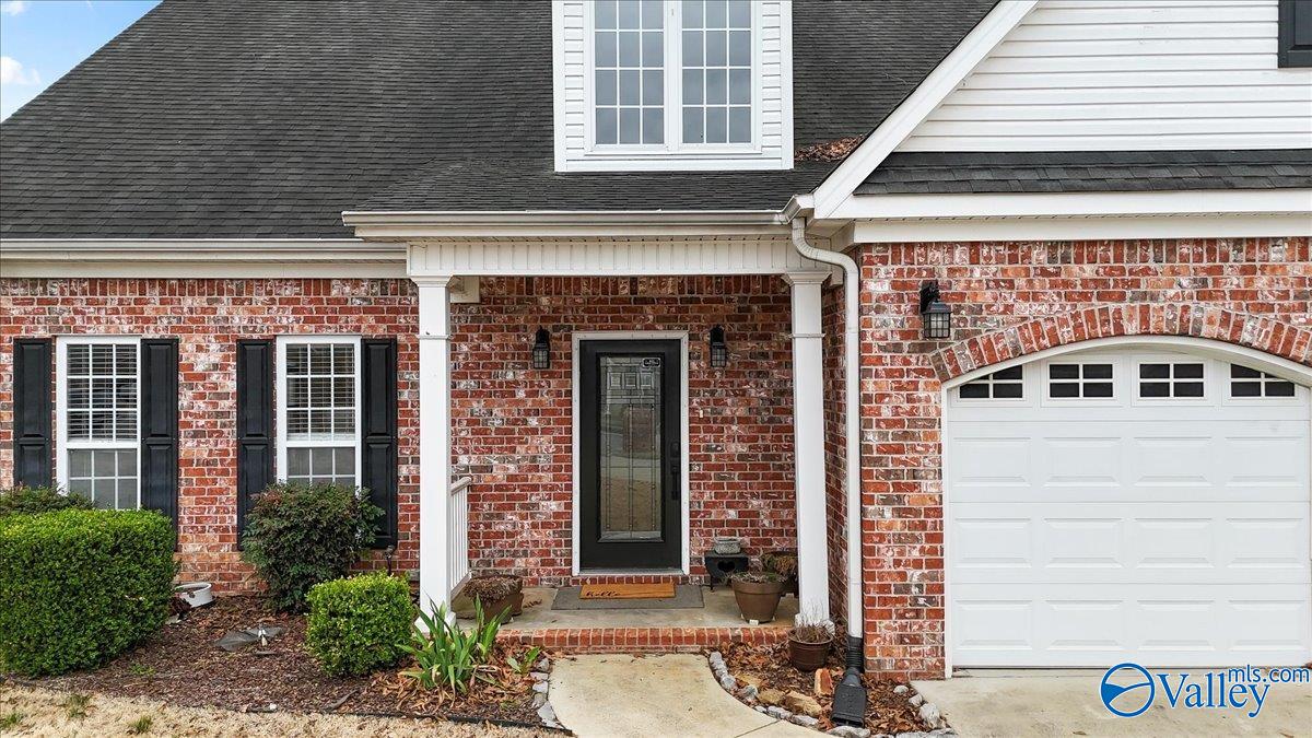 1312 Berrivine Drive, Hartselle, Alabama image 5