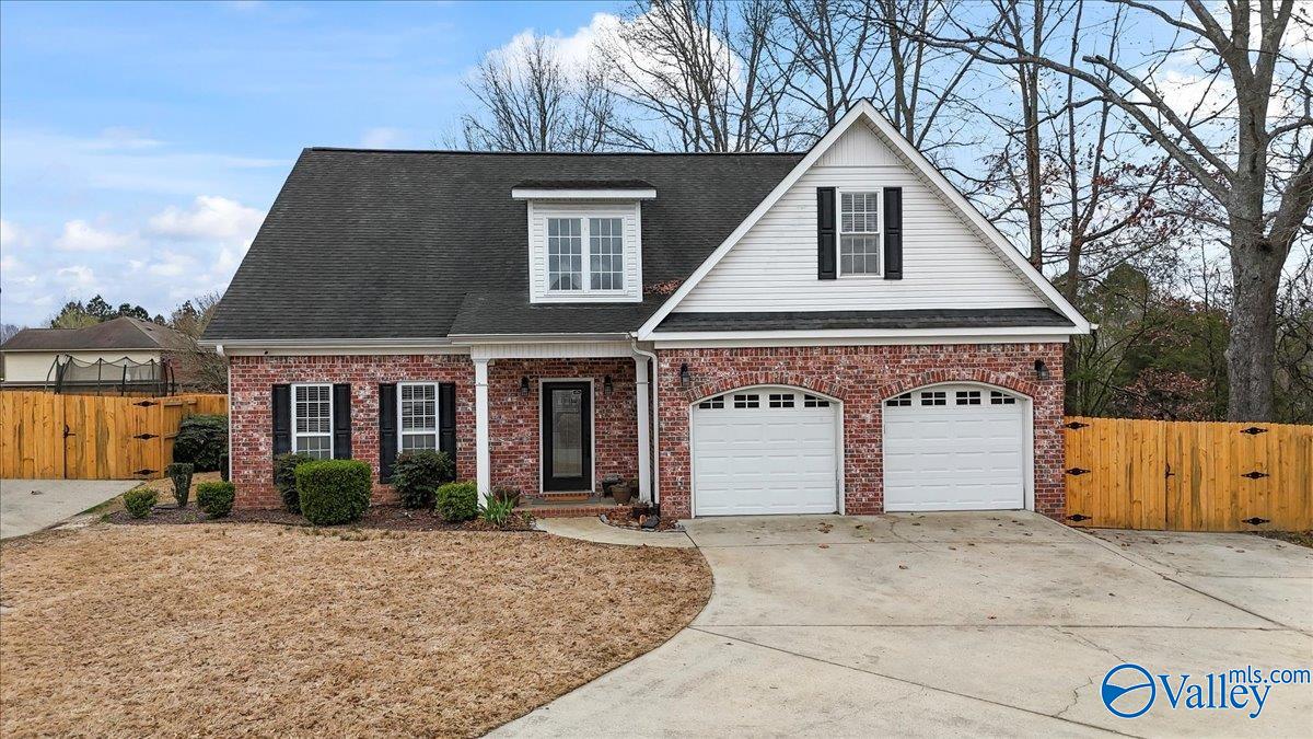 1312 Berrivine Drive, Hartselle, Alabama image 1