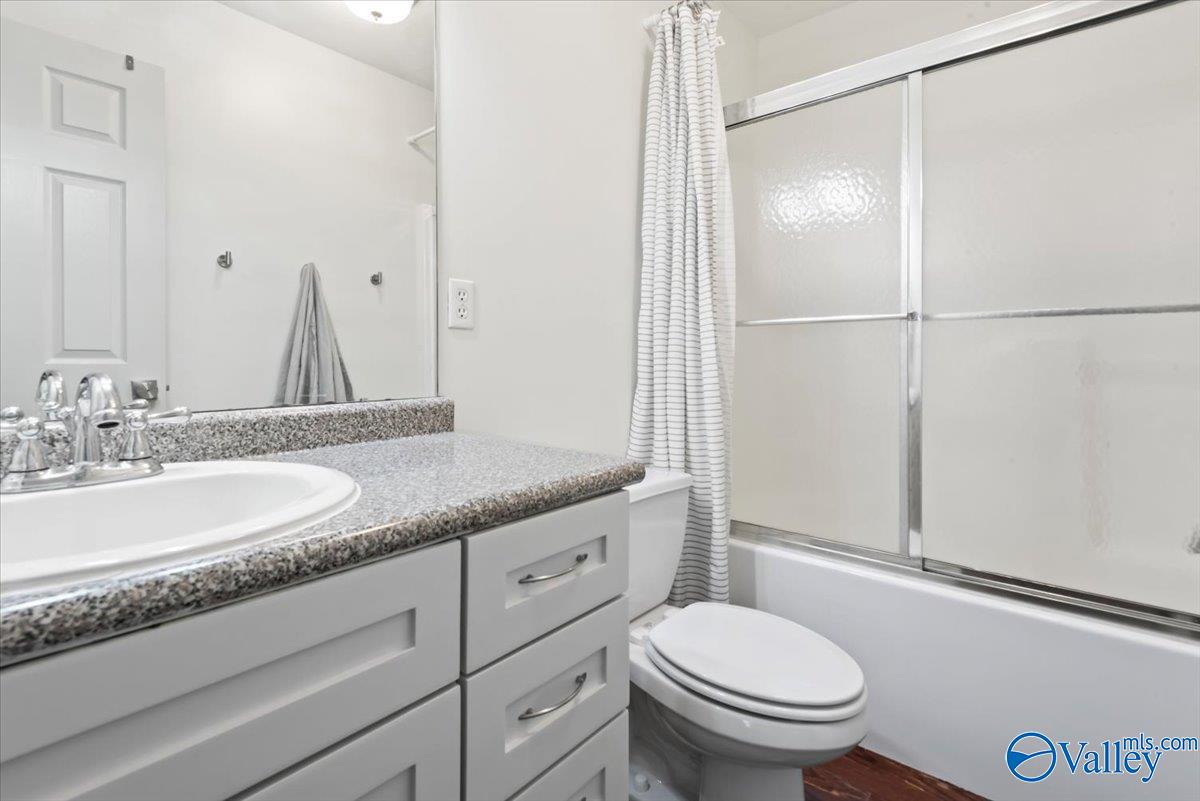 1312 Berrivine Drive, Hartselle, Alabama image 33