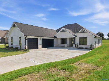 23955 Justin Brent Circle Elkmont AL 35620