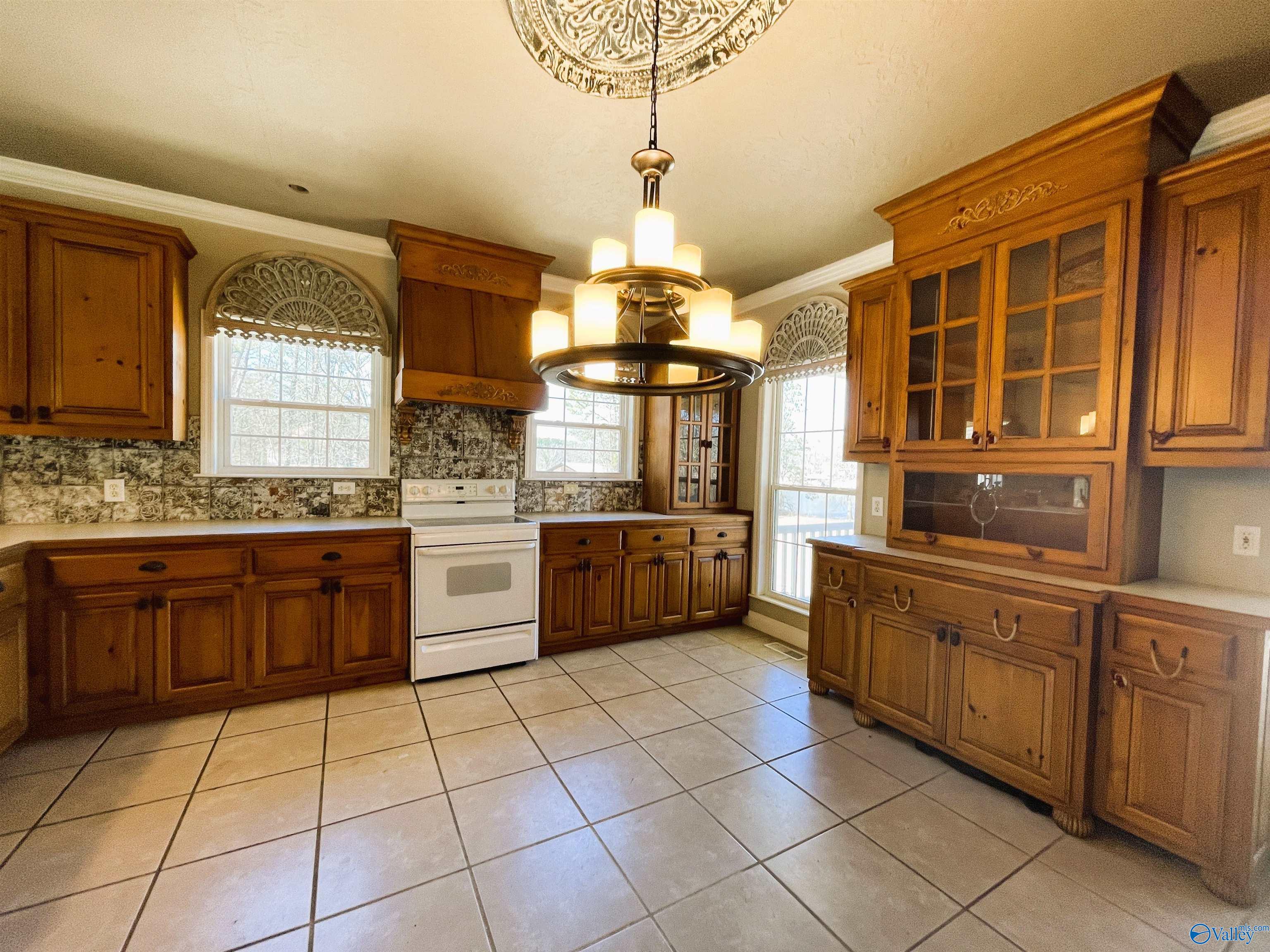 916B Riverview Drive, Gadsden, Alabama image 12