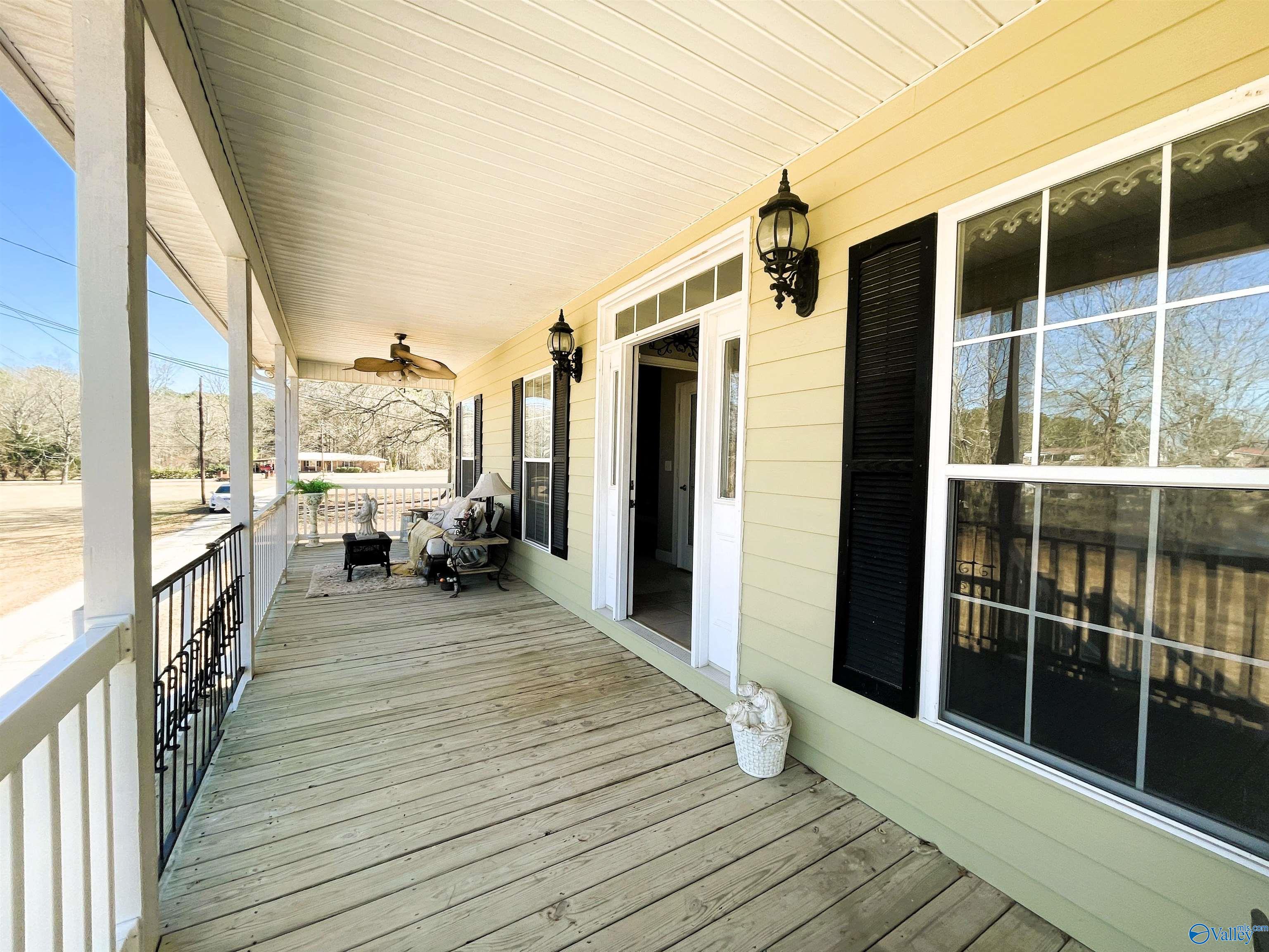 916B Riverview Drive, Gadsden, Alabama image 8