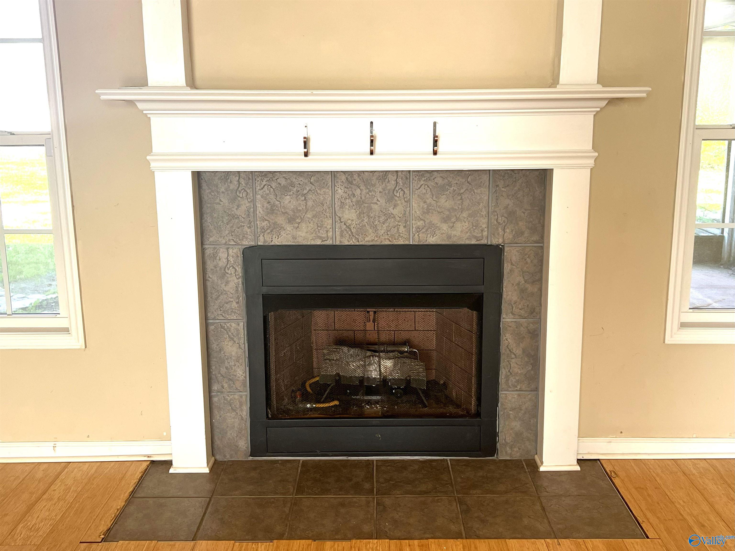 189 Hunters Cove Road