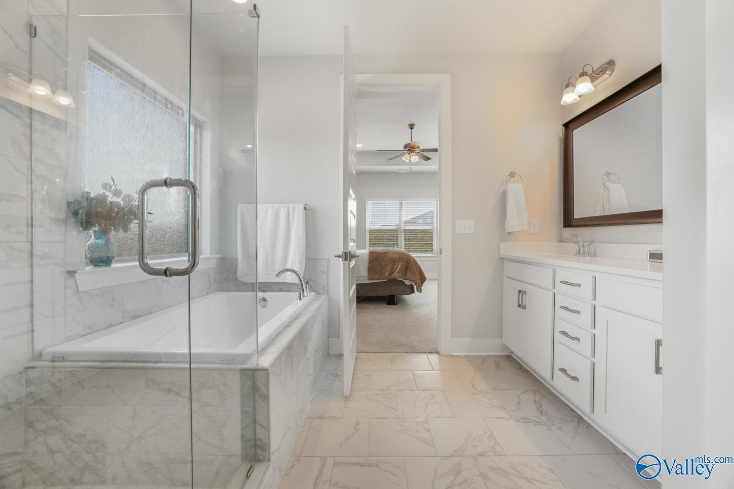 225 John Clift Circle, Madison, Alabama image 13