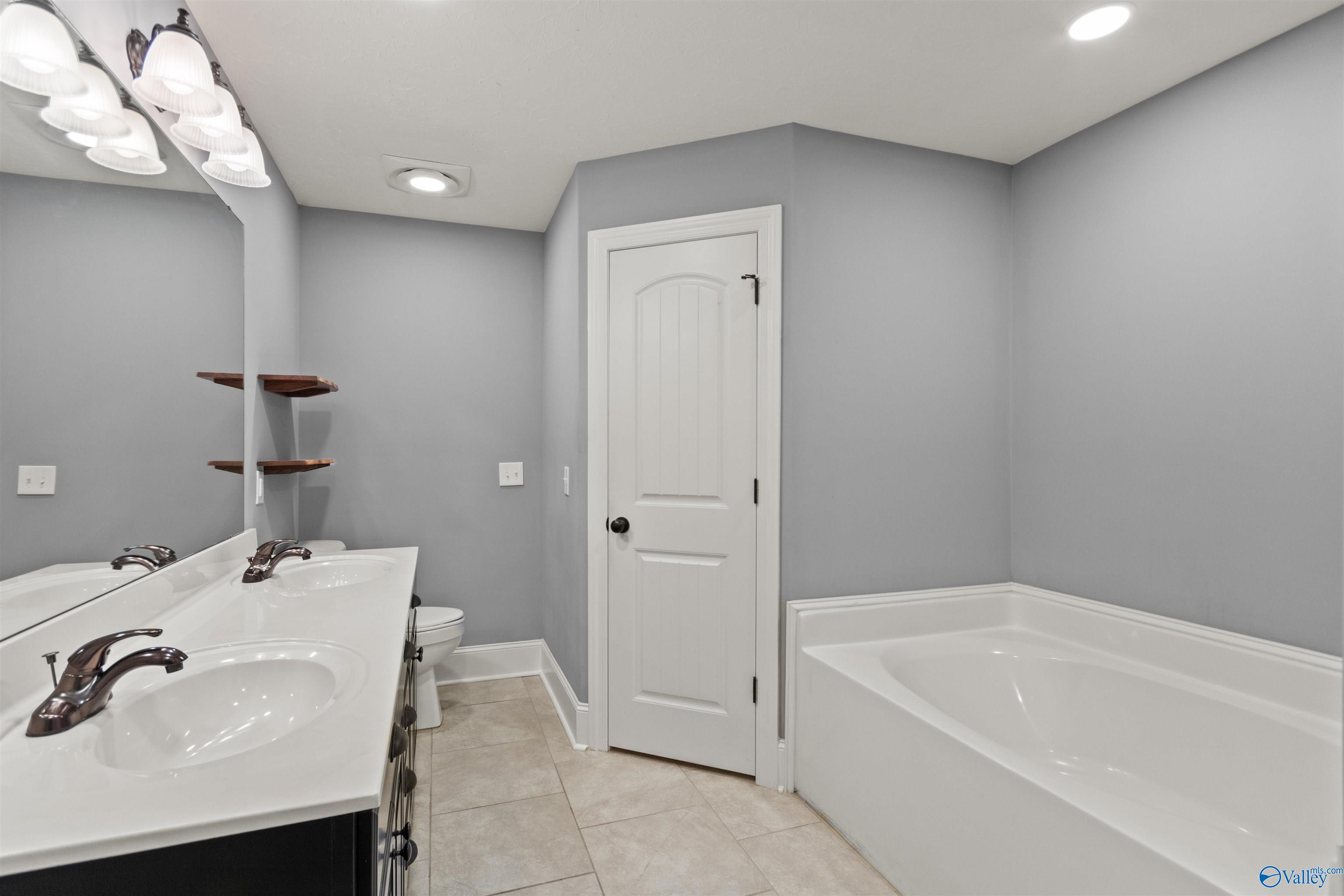 18226 Whitetail Lane, Athens, Alabama image 15