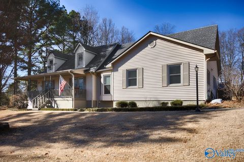 Photo of 104 Huntington Ridge Road, Madison, AL 35757 (MLS # 21909363)